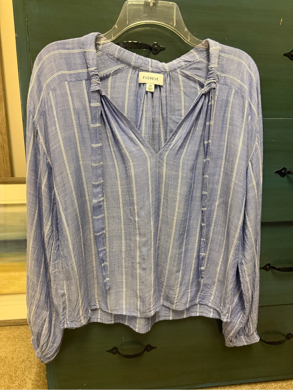 Evereve Lavender-Blue Striped V-Neck Tie Blouse
